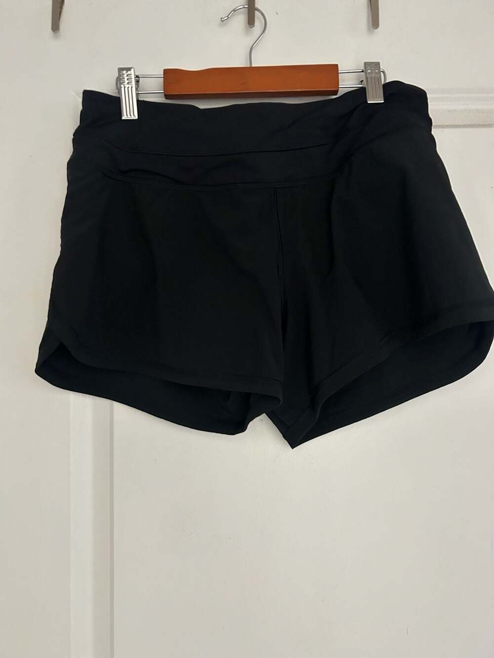 Lululemon Athletica Speed Up Mid-Rise Lined Shorts Black Size 6